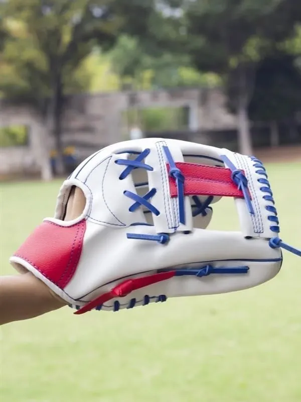 10/12IN Pro Baseball Glove Infield Outfield Youth to Adult Sizing Soft T Ball Training Glove Premium Leather Catch Mitt Options Durable Game Ready Baseball Accessories