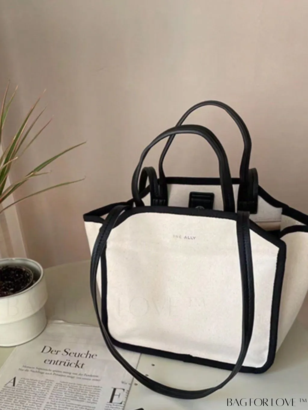 BagForLove - Lightweight Tote Bag with Stylish Cartoon Bear Pattern