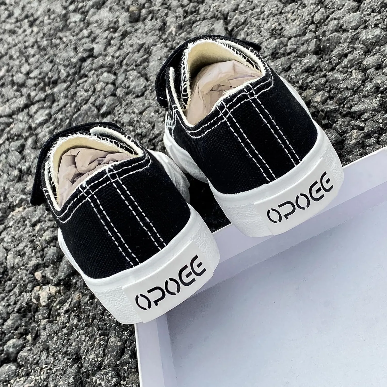Boys and Girls Low Top Children's Canvas Shoes Solid Color Casual Shoes Start School Season Little White Buckle Sports Shoes