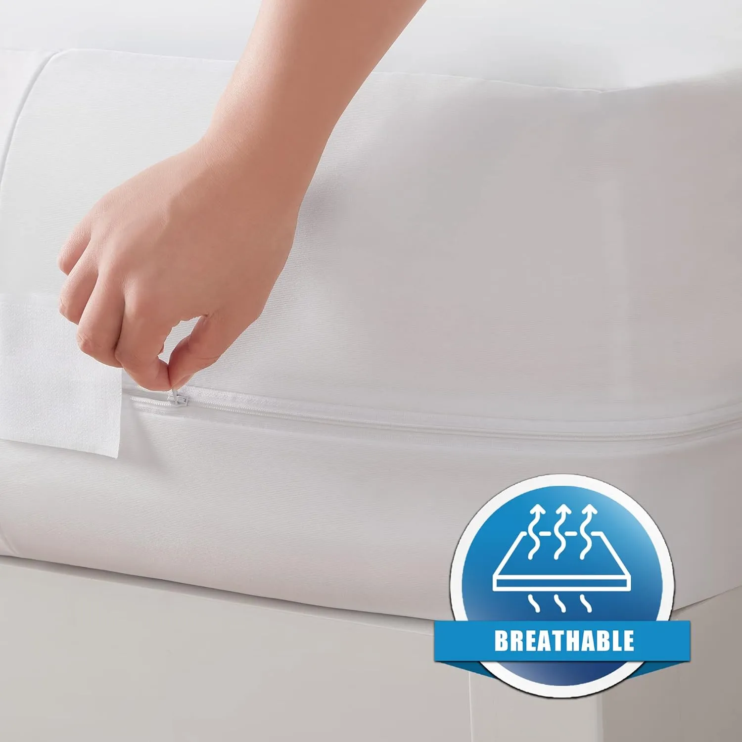 Clorox Waterproof Fitted Mattress Protector, Made with Ultra Soft Stretchable Polyester, Bed Bug Proof & Zippered Enclosure Full Size - White