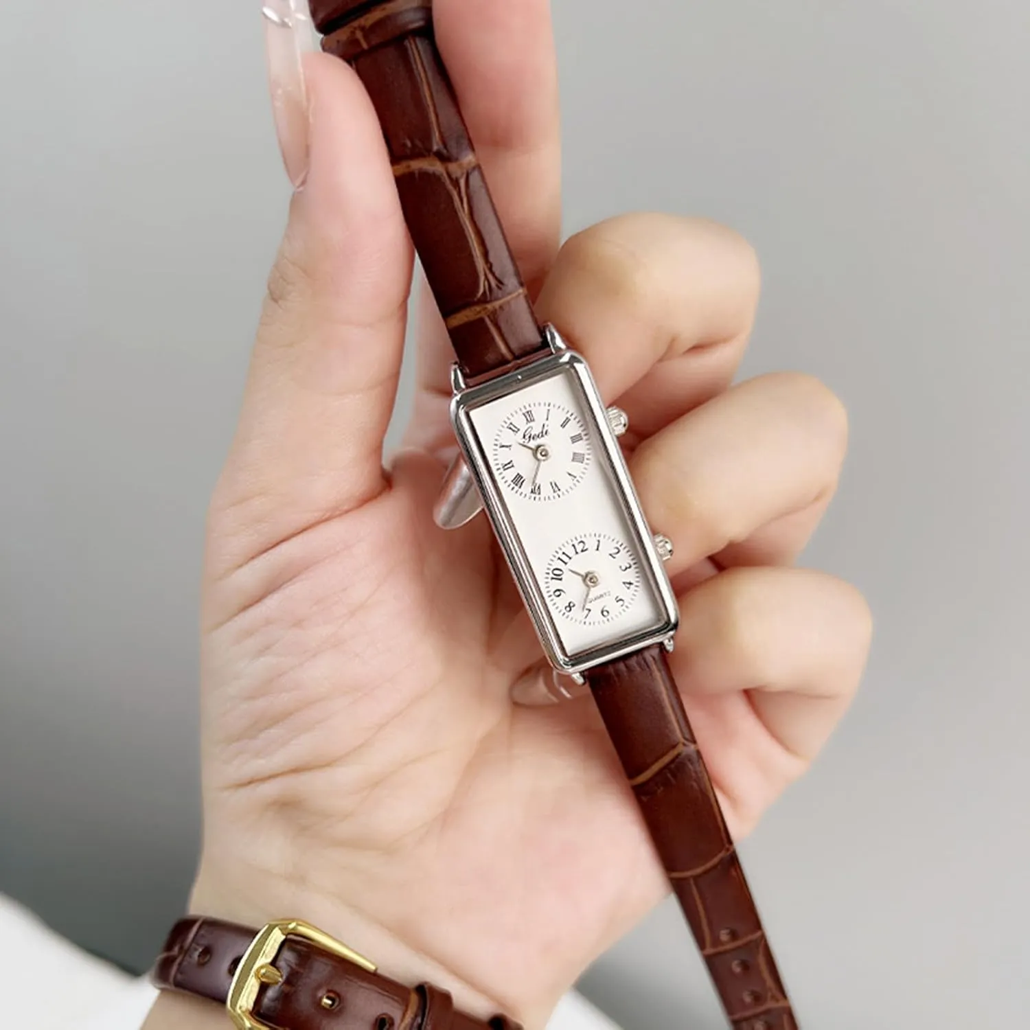 Gosasa Women’s Vintage Rectangle Watch Dual Time Zone Waterproof Ladies Quartz Analog Wristwatch with Two Dials, Roman & Arabic Numerals, Leather Strap for Travel & Business