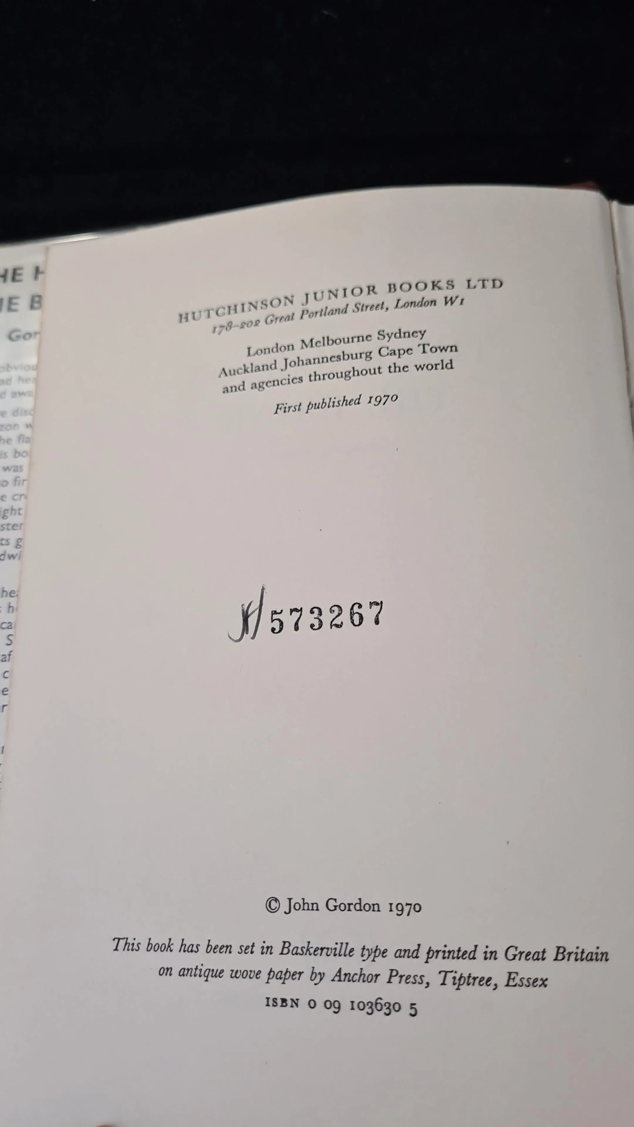 John Gordon - The House On The Brink, Hutchinson, 1970, First Edition