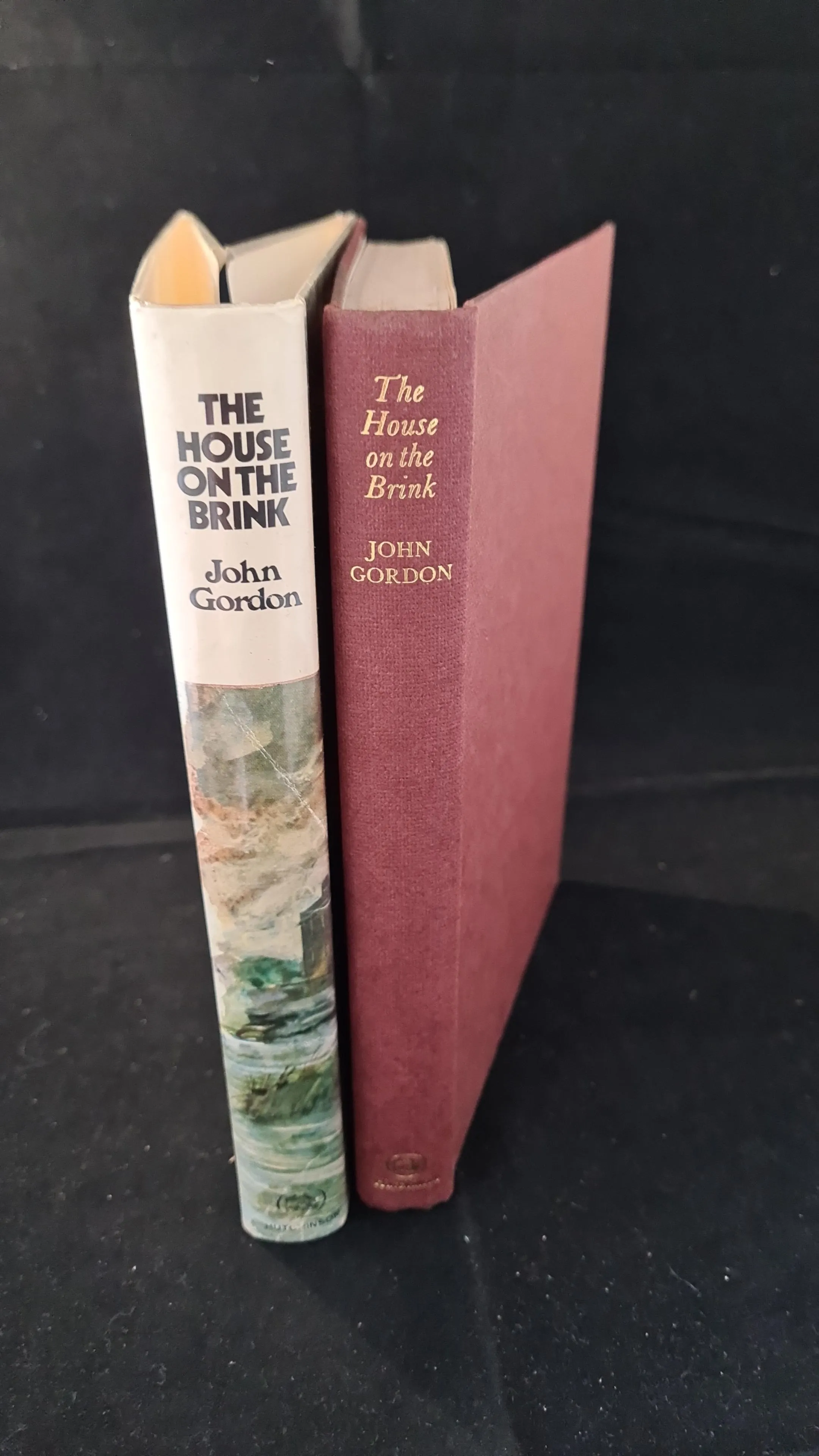John Gordon - The House On The Brink, Hutchinson, 1970, First Edition