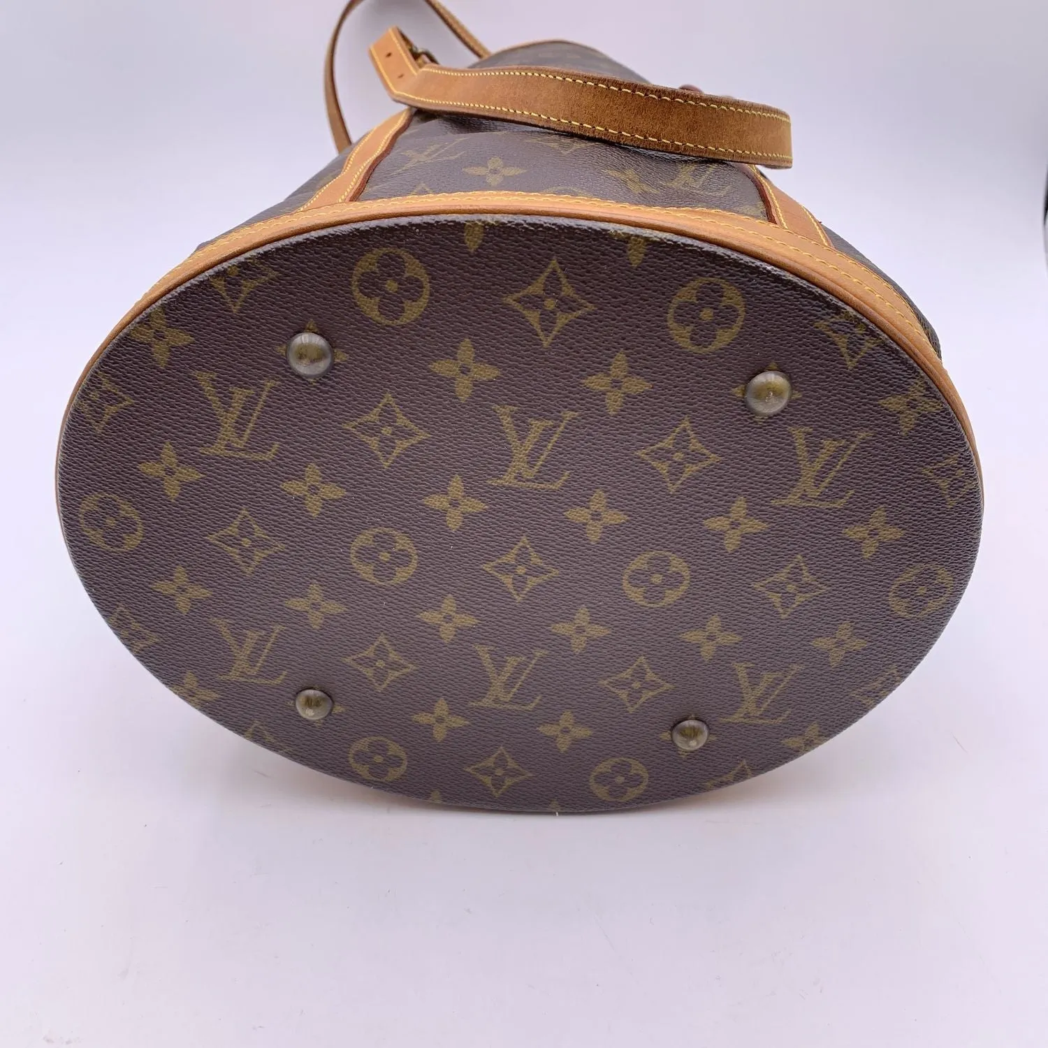 LOUIS VUITTON Brown Monogram Canvas Bucket Gm Shopping Bag Tote