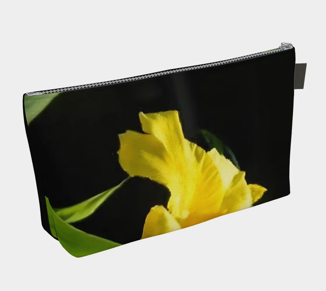 Makeup Bag (2025-03-01, 3:48 p.m.)