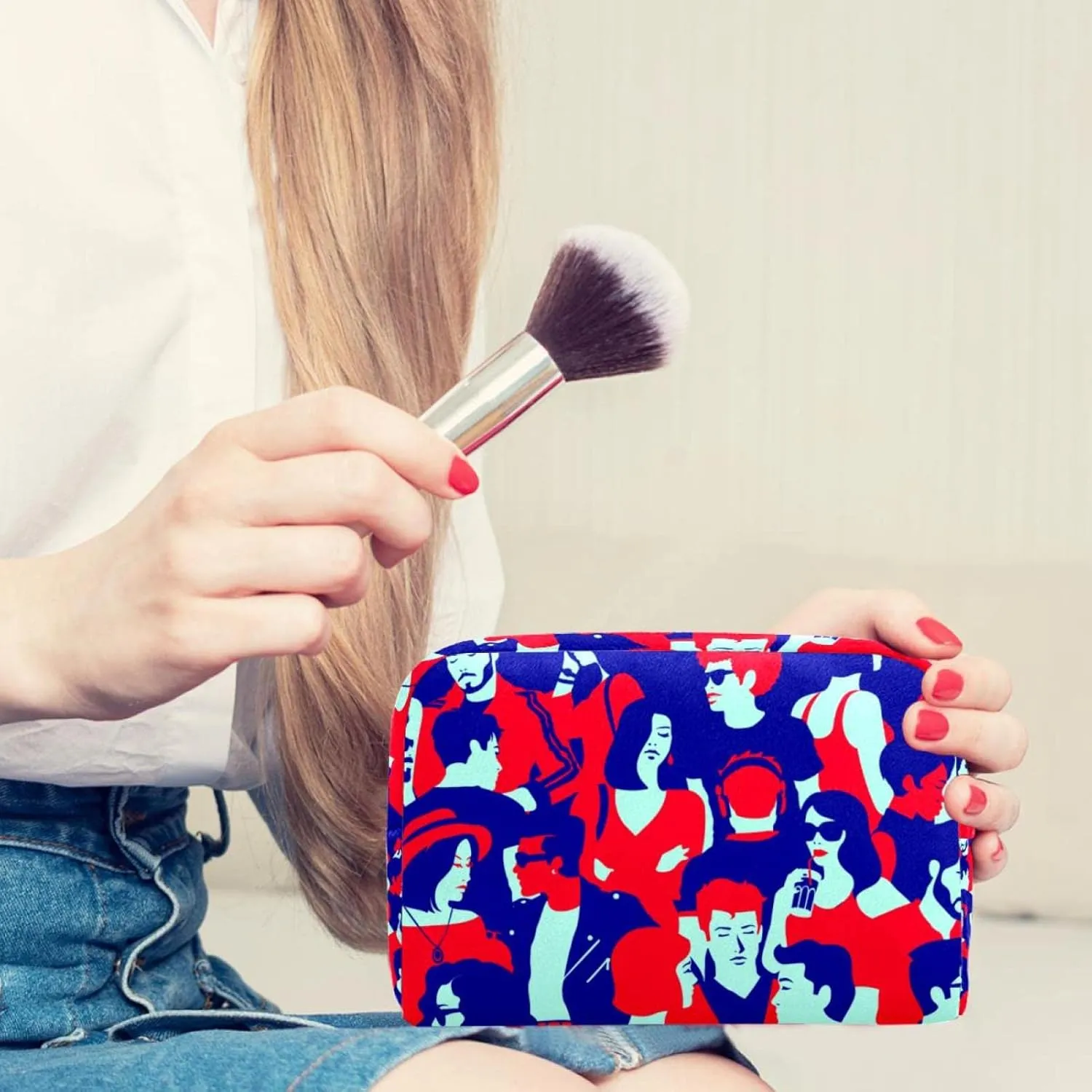 Makeup Organizer Bag, Crowd of People Art Pattern Pencil Case Cosmetic Storage Bag Portable Toiletry Pouch for Women, Men, Traveling, School