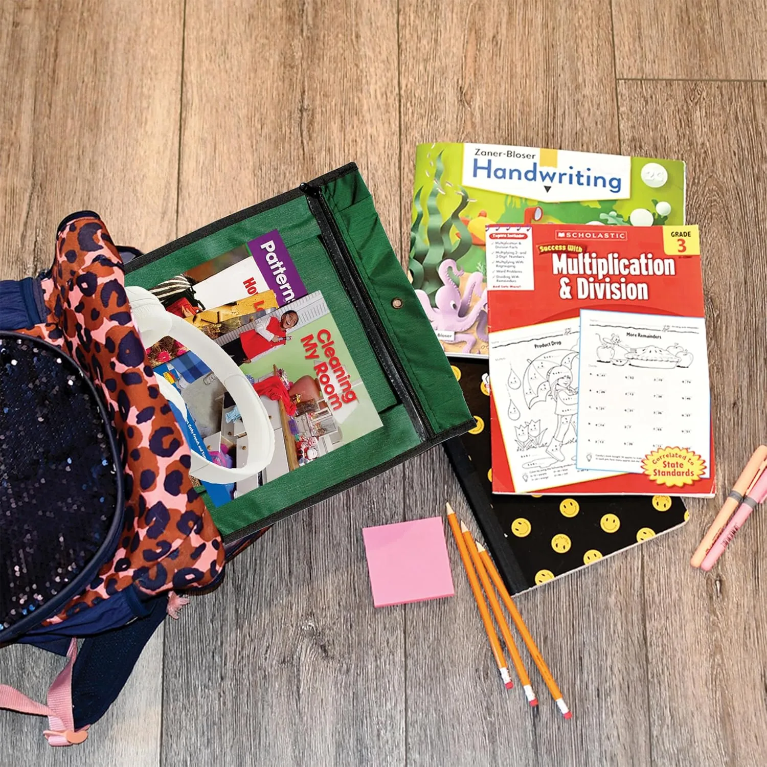Media Gusset Pouch and Nylon Tote Bag for Books