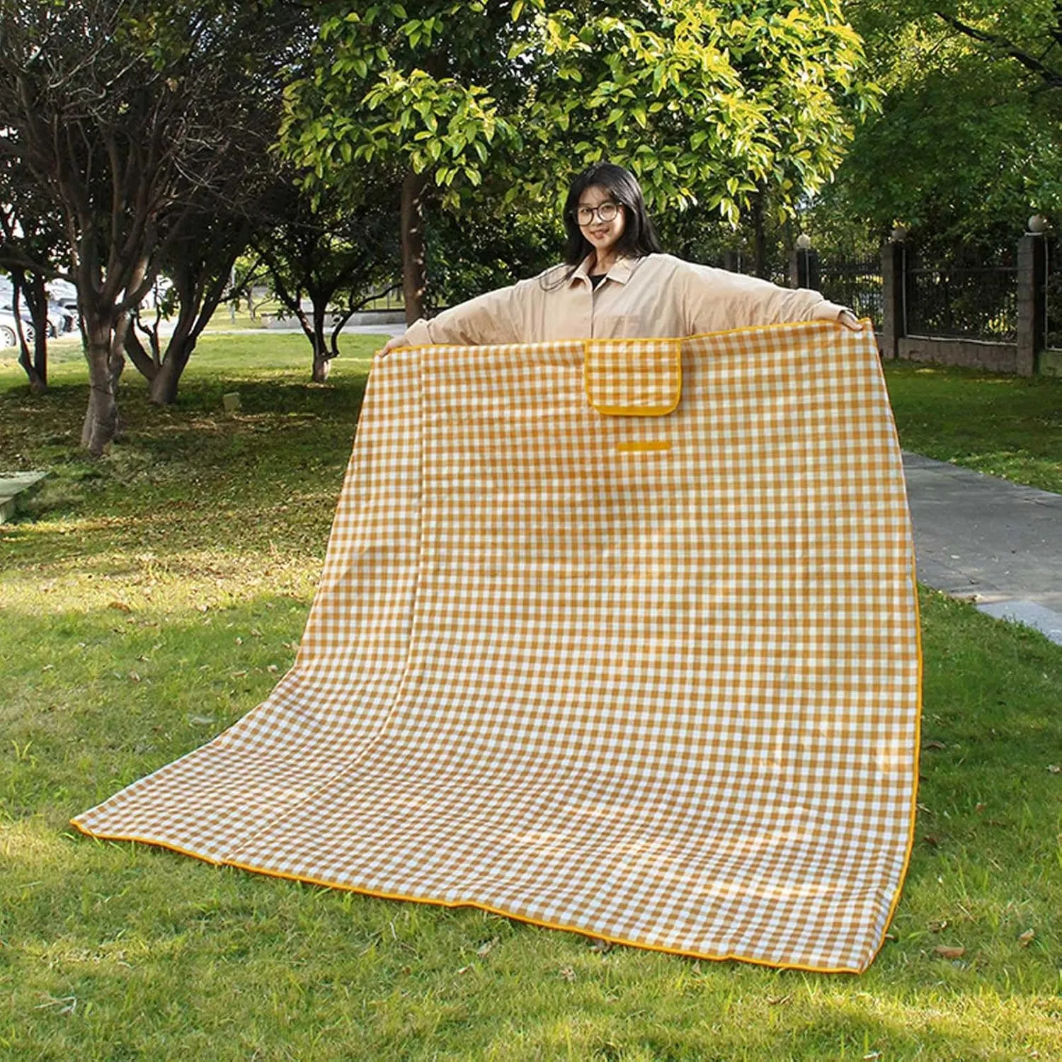 Picnic Blanket Mat Camping Picnic Blanket Picnic Oxford Cloth Mat Outdoor Traveling Blanket Picnic Thicken Mat Camping Picnic Blanket for Open Air Concerts (150x200cm / 59.1x78.7in)