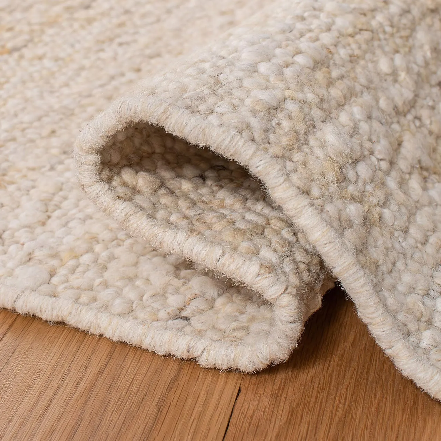 SAFAVIEH Natura Collection Area Rug - 5' x 8', Ivory, Handmade Wool, Ideal for High Traffic Areas in Living Room, Bedroom (NAT263A)