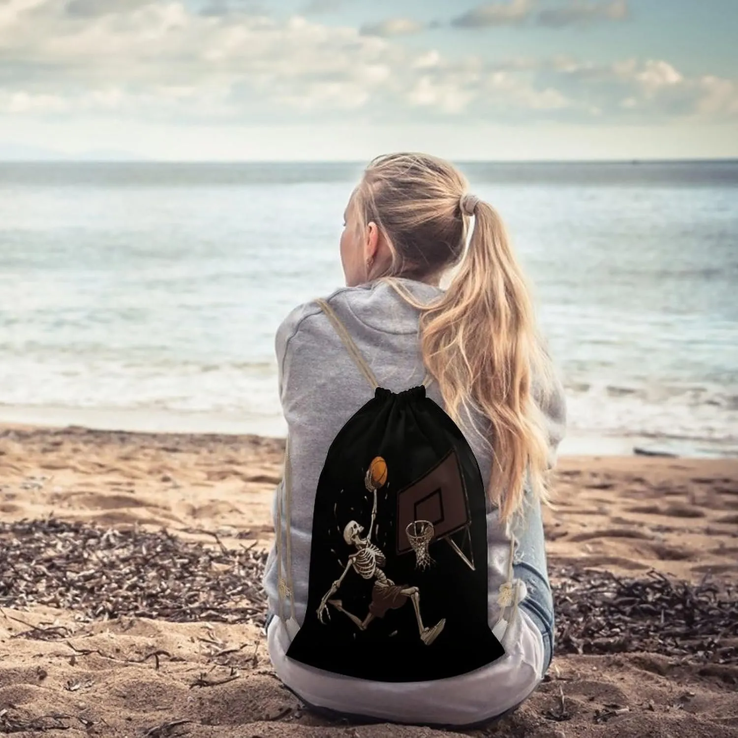 Skeleton Basketball Slam Dunk Drawstring Backpack Lightweight Sports Gym Bag String Bag for Men Women 30x40cm
