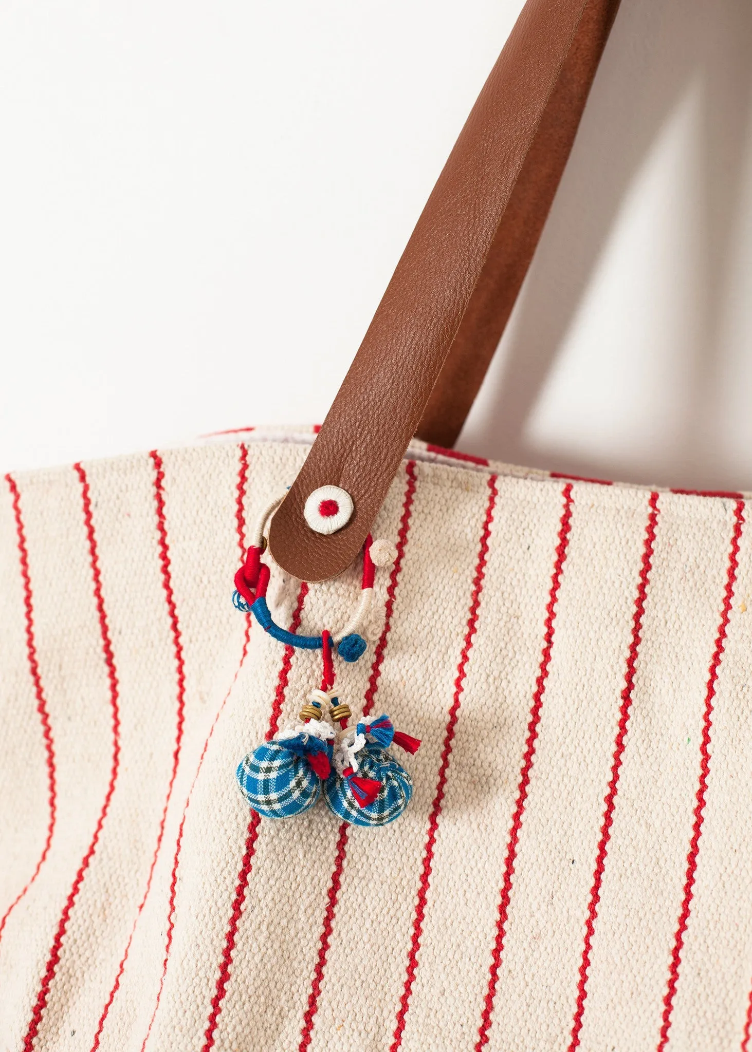 Smart-enabled Oversized Attractive Tote Stripe in Red Woven