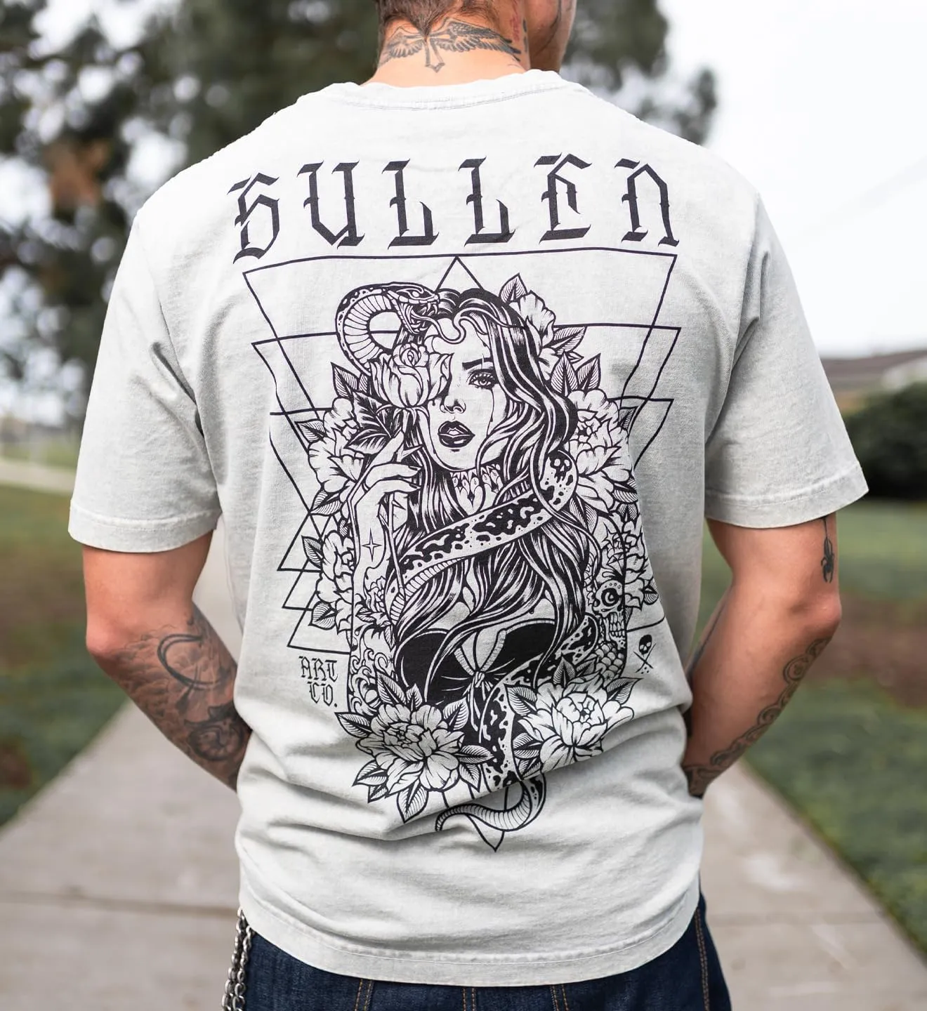 Sullen Men's Snake Wrap 1 Ton Tattoo Lifestyle Graphic Premium Short Sleeve Tee Vapor Gray Acid Wash