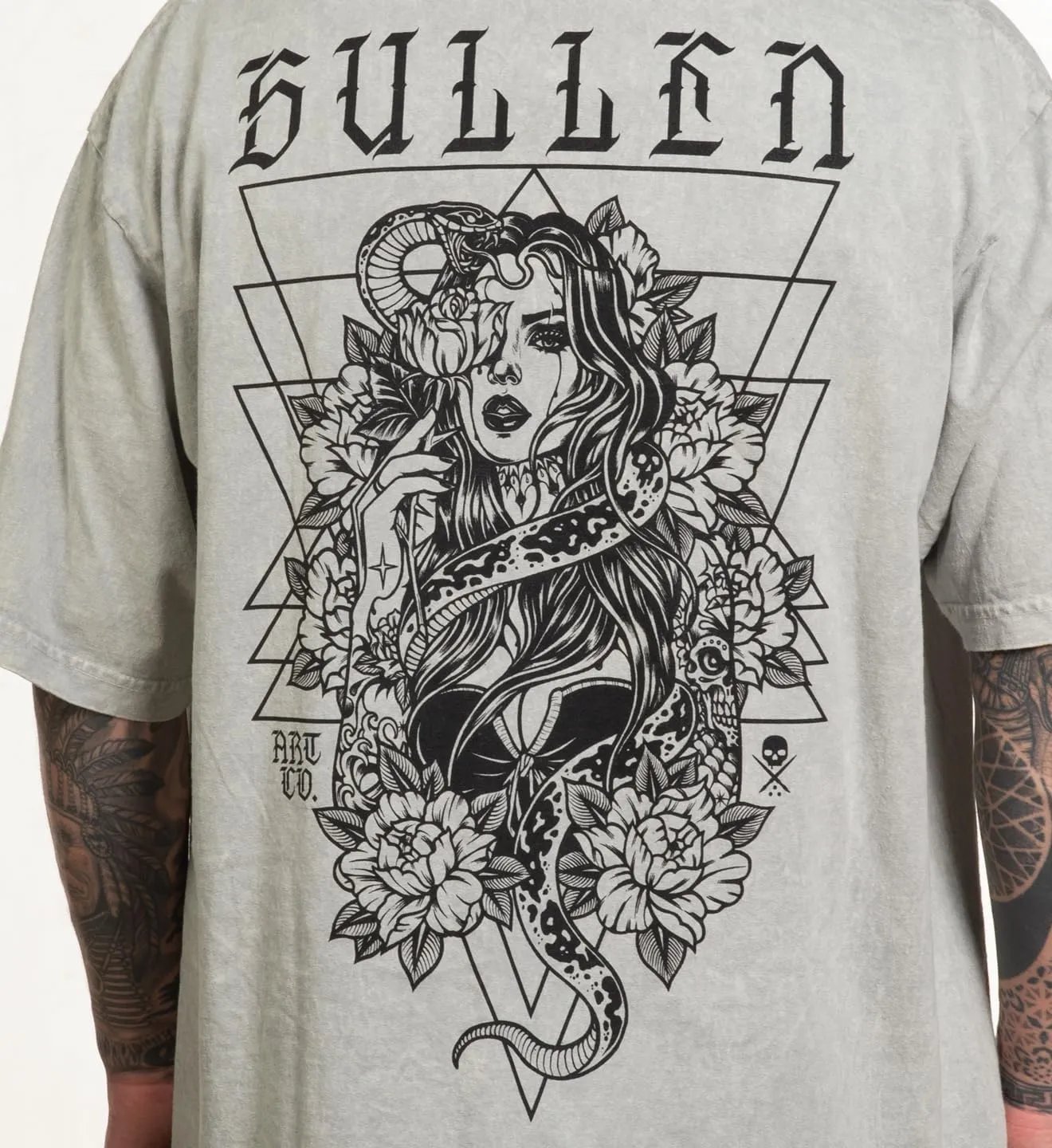Sullen Men's Snake Wrap 1 Ton Tattoo Lifestyle Graphic Premium Short Sleeve Tee Vapor Gray Acid Wash