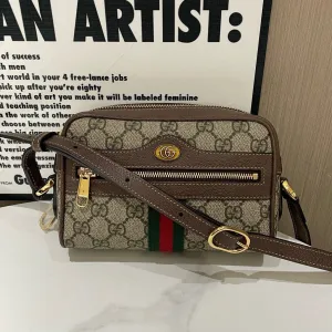 Supreme Pocket-friendly Beige Bag Crossbody Fast worldwide shipping GG Canvas Gucci #12090 Camera