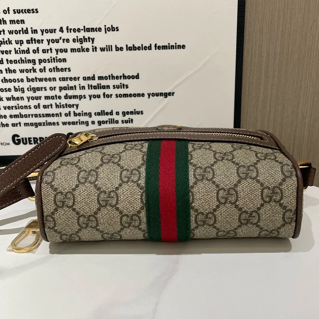 Supreme Pocket-friendly Beige Bag Crossbody Fast worldwide shipping GG Canvas Gucci #12090 Camera