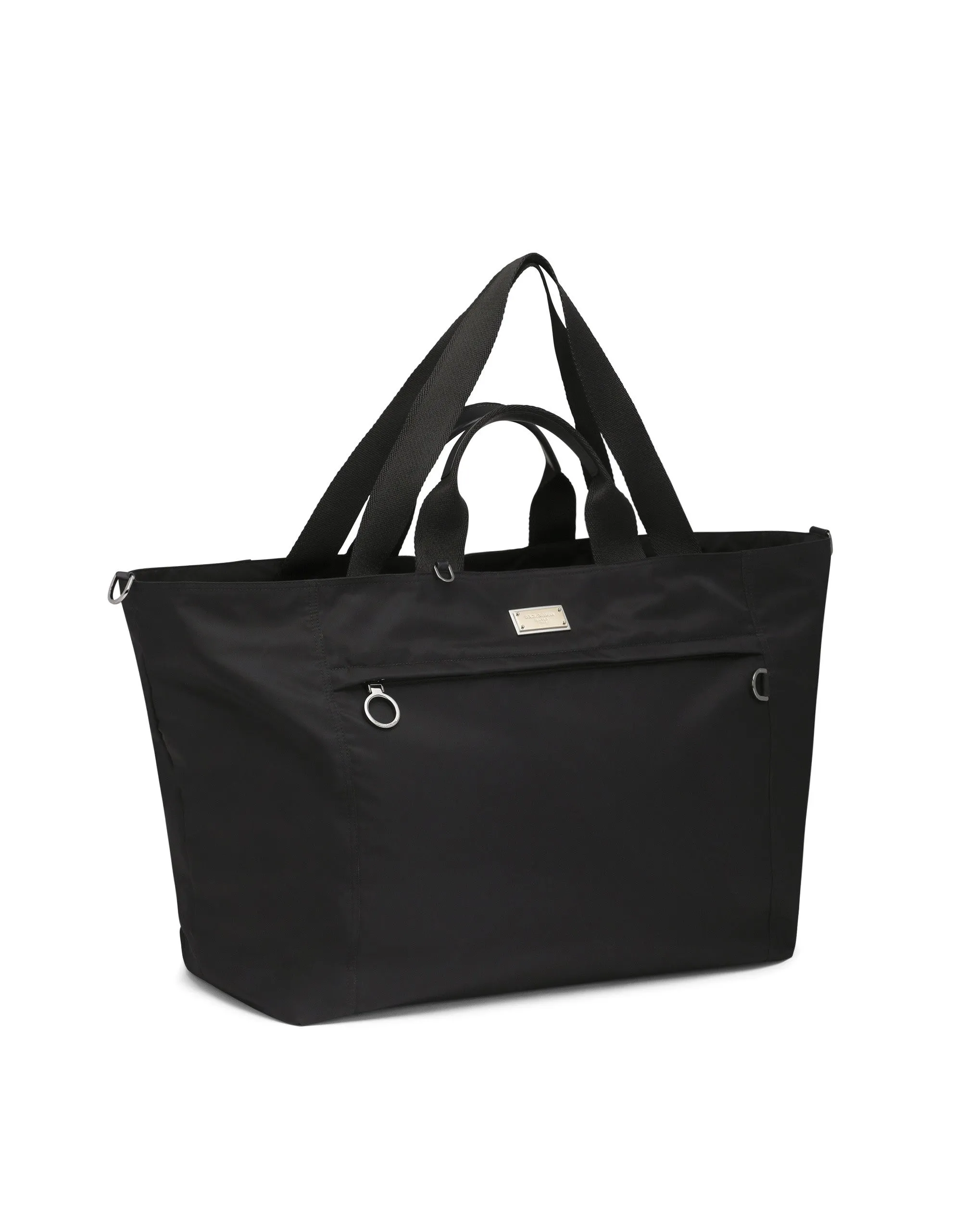 Travel bag with logo plate