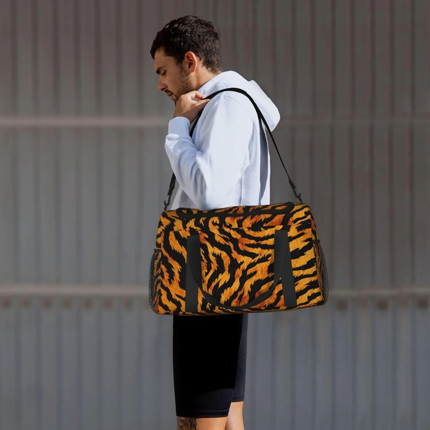 Travel Duffel Bag For Men Women, Animal Tiger Skin Print Stripe Carry On Sport Gym Bag With Shoulder Strap Lightweight Waterproof Weekender Bag Overnight Bag