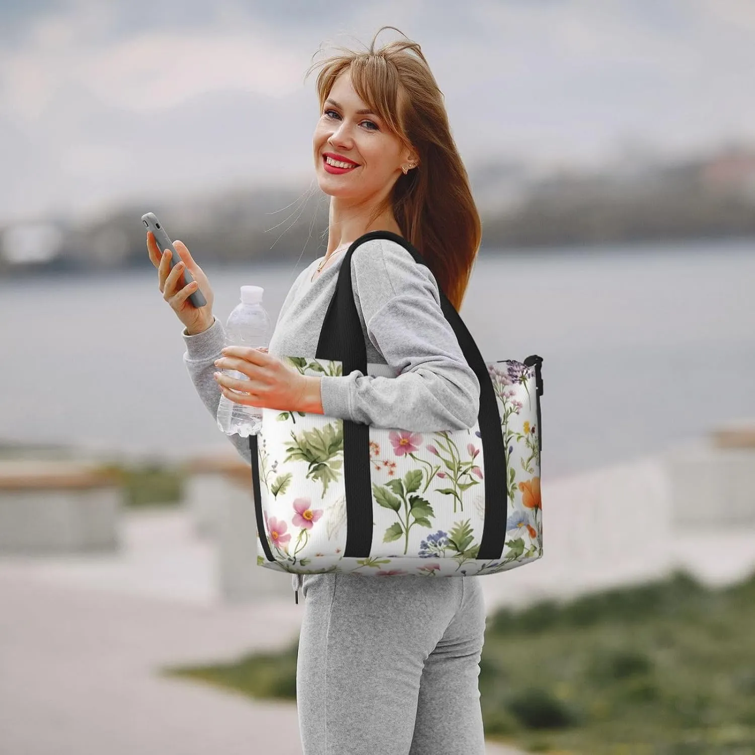 Travel Duffle Bag Lavender Daisy Flower Weekender Overnight Bags Luggage Bag for Women Men Waterproof Sports Gym Bag Hand Bag with Shoulder Strap