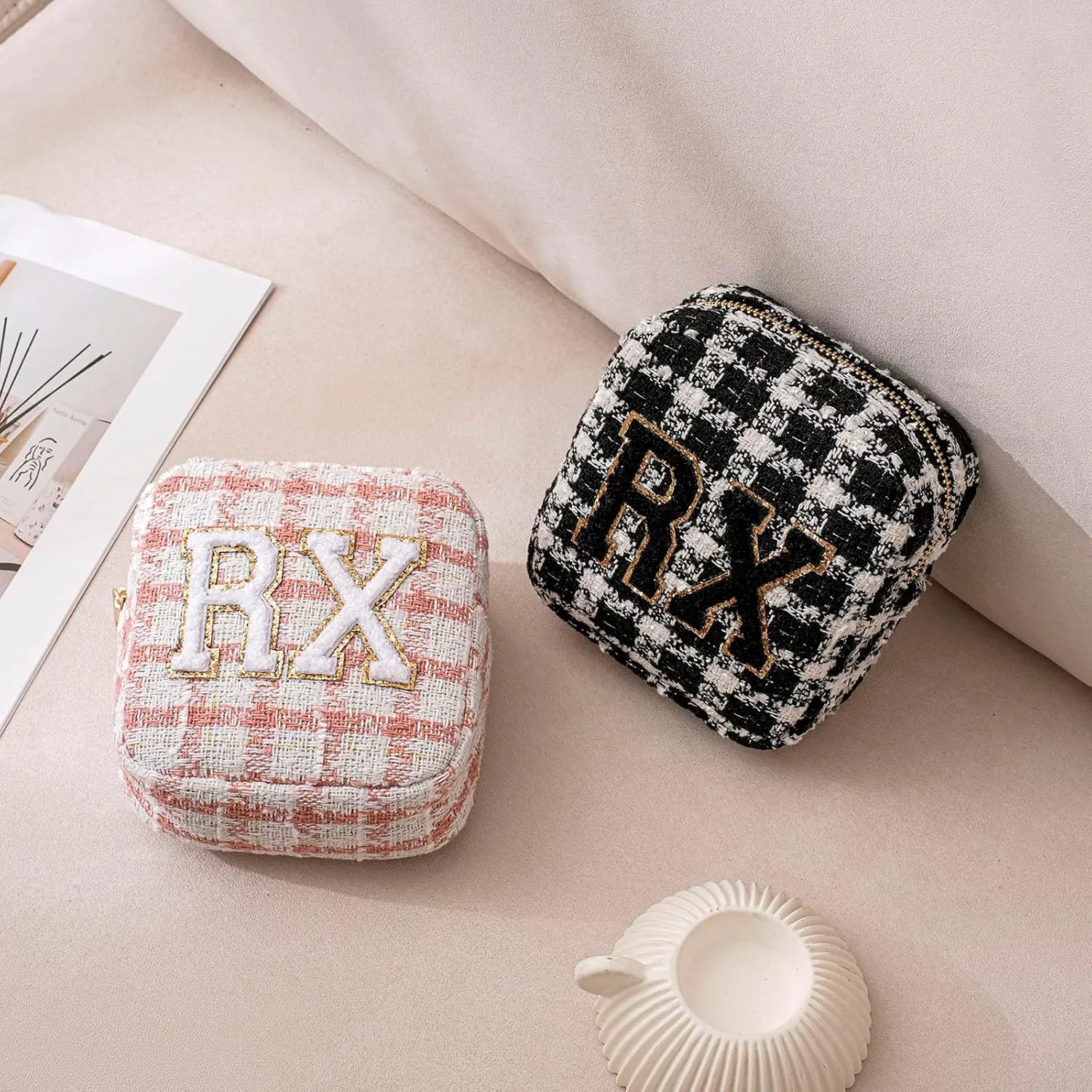 uekeboag Personalized Small Checkered Medicine Cosmetic Bag, Cute Plaid Pattern Chenille Letter Patch RX Drug Pouch with Zipper, Makeup Travel Gift Bag for Women and Girls (08 Pink Checkered)